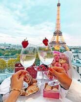 Без бренда «Свидание на фоне Эйфелевой башки» в Махачкала в интернет-магазине  Без бренда «Свидание на фоне Эйфелевой башки» в Махачкала